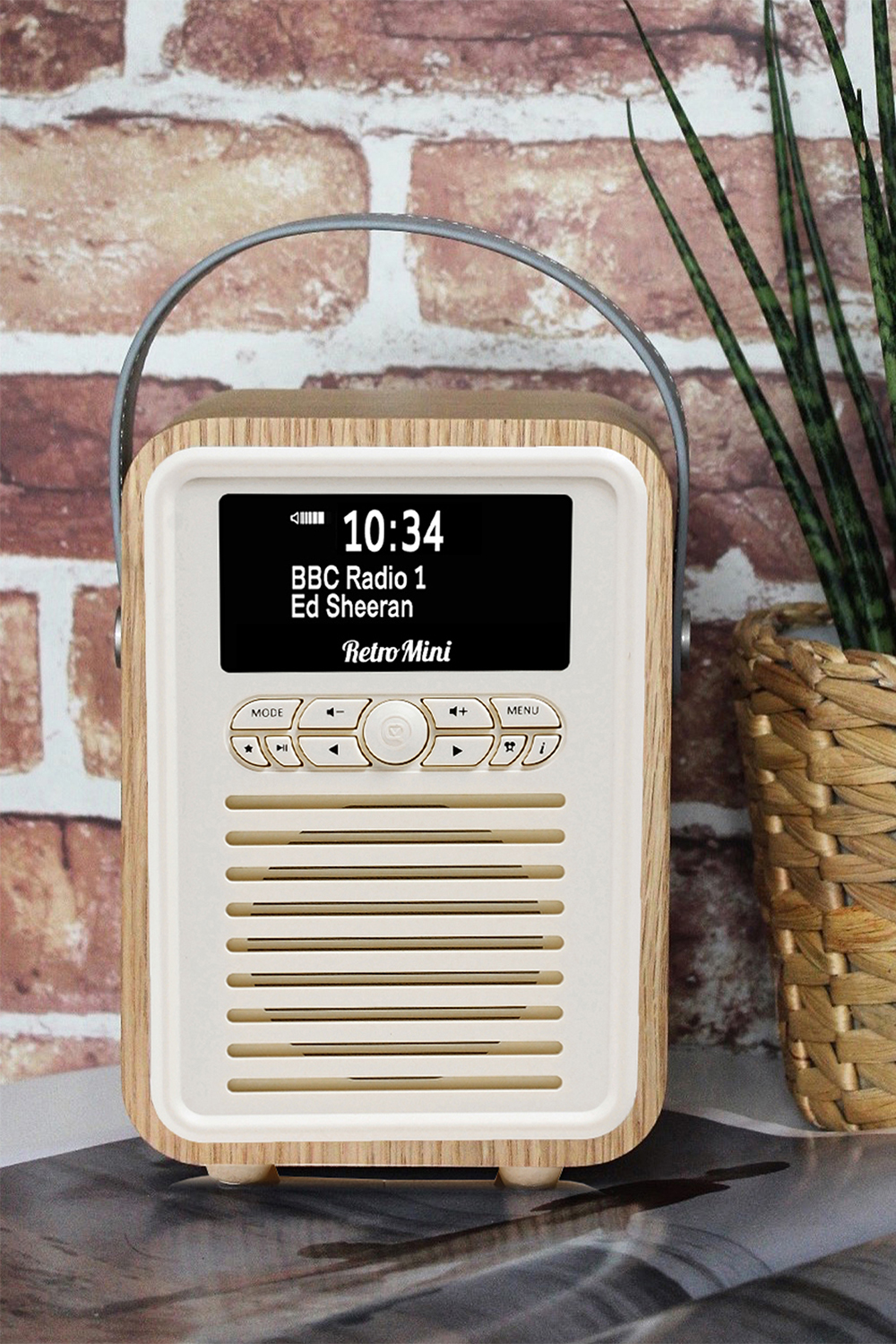 VQ Oak Retro mini radio met bluetooth